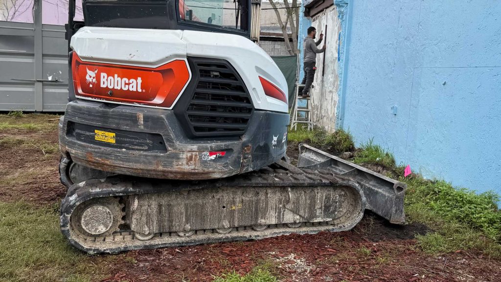 1-louis-market-emolina