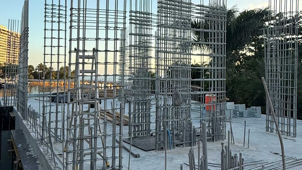 14-Grove-Island-emolina