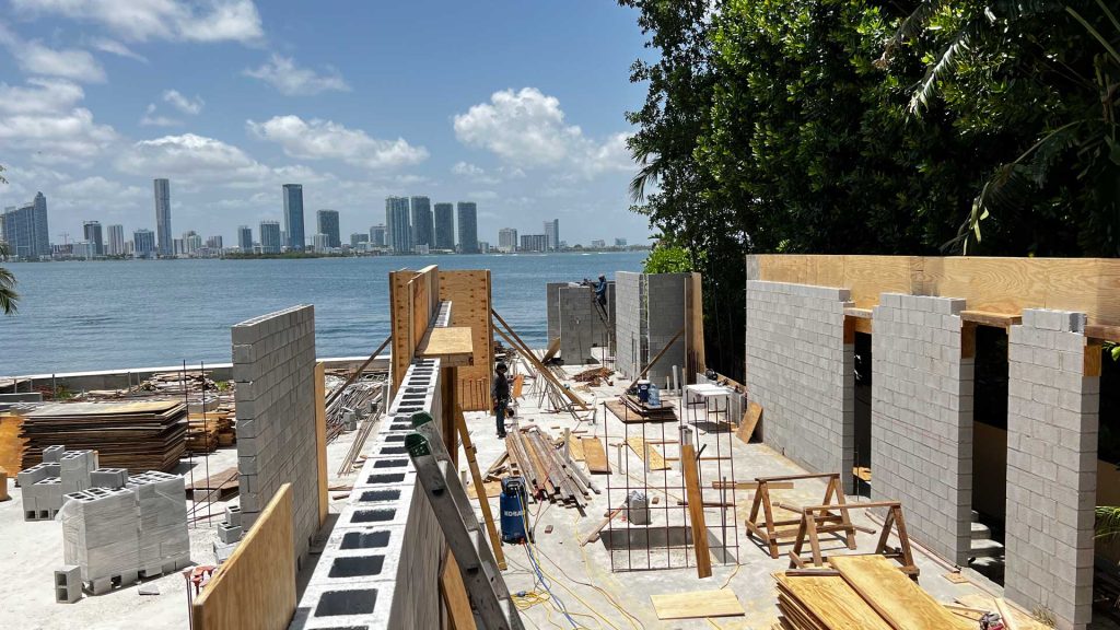 14-san-marino-islan-emolina