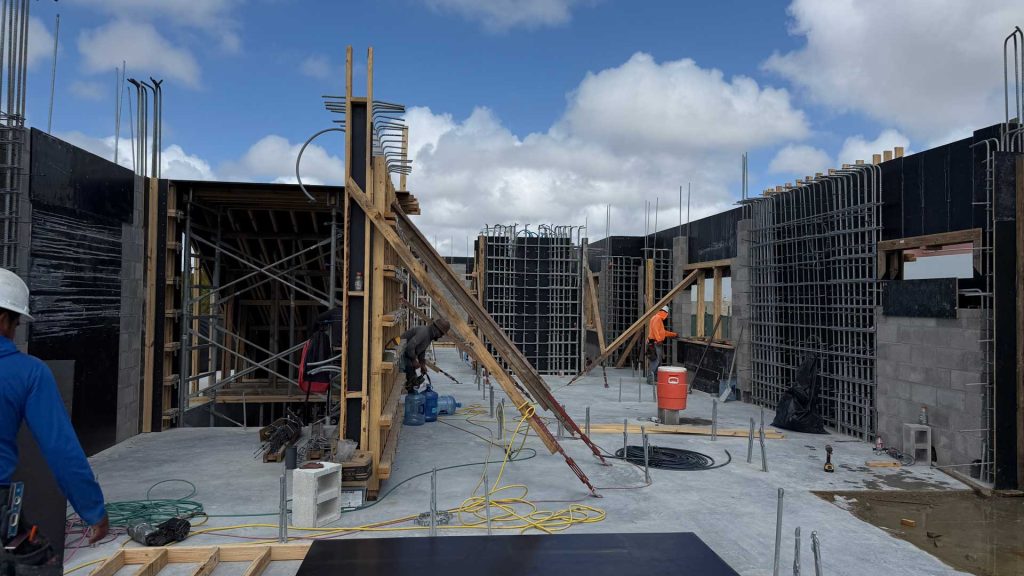 16-Grove-Island-emolina