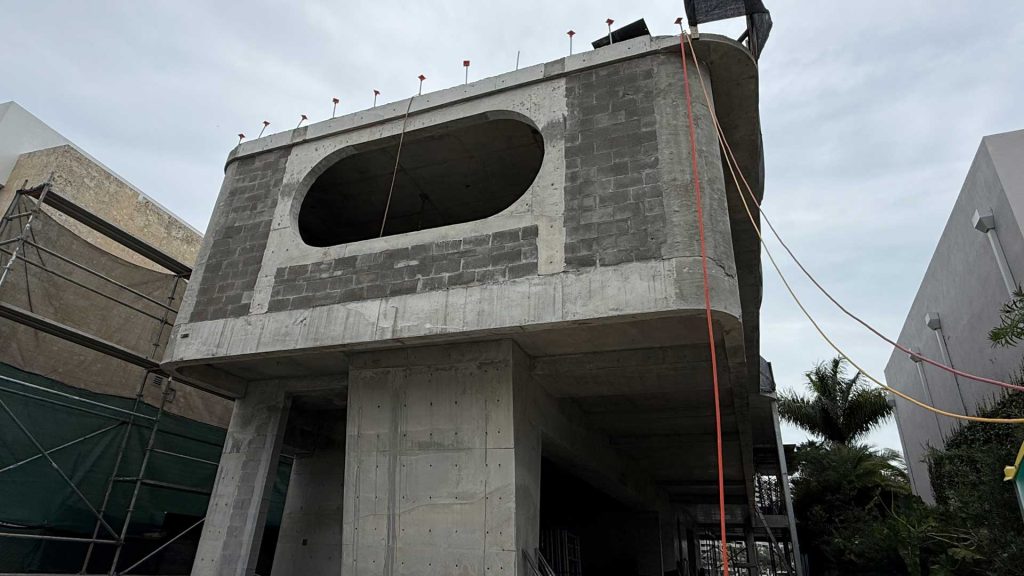 25-Grove-Island-emolina