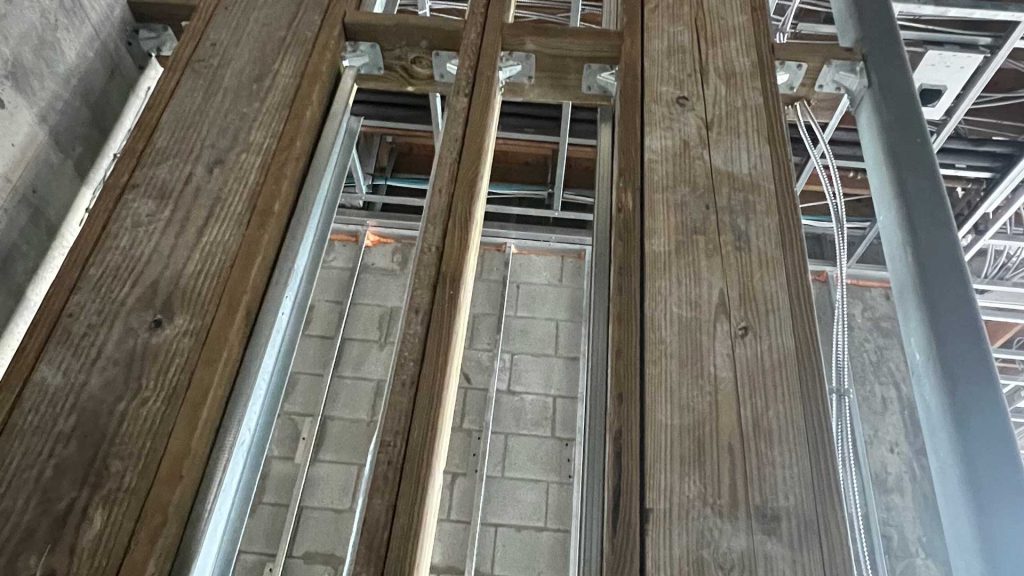 28-san-marino-islan-emolina