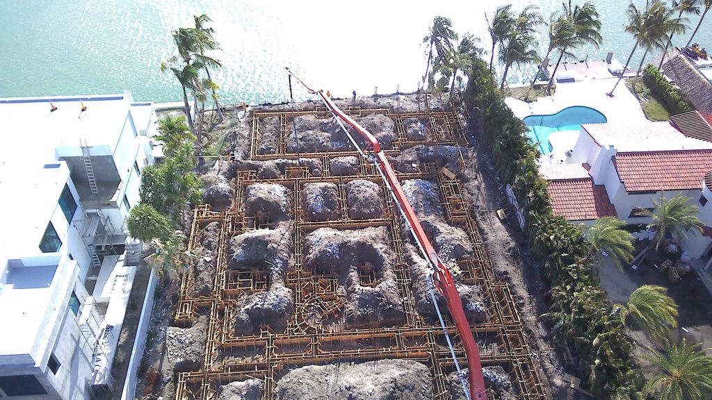 6-pine-tree-island-emolina